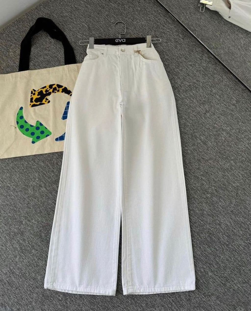 Wide Leg Jeans