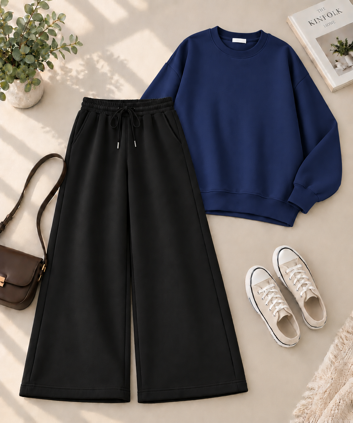 Sweatshirt with Black Flapper Trouser