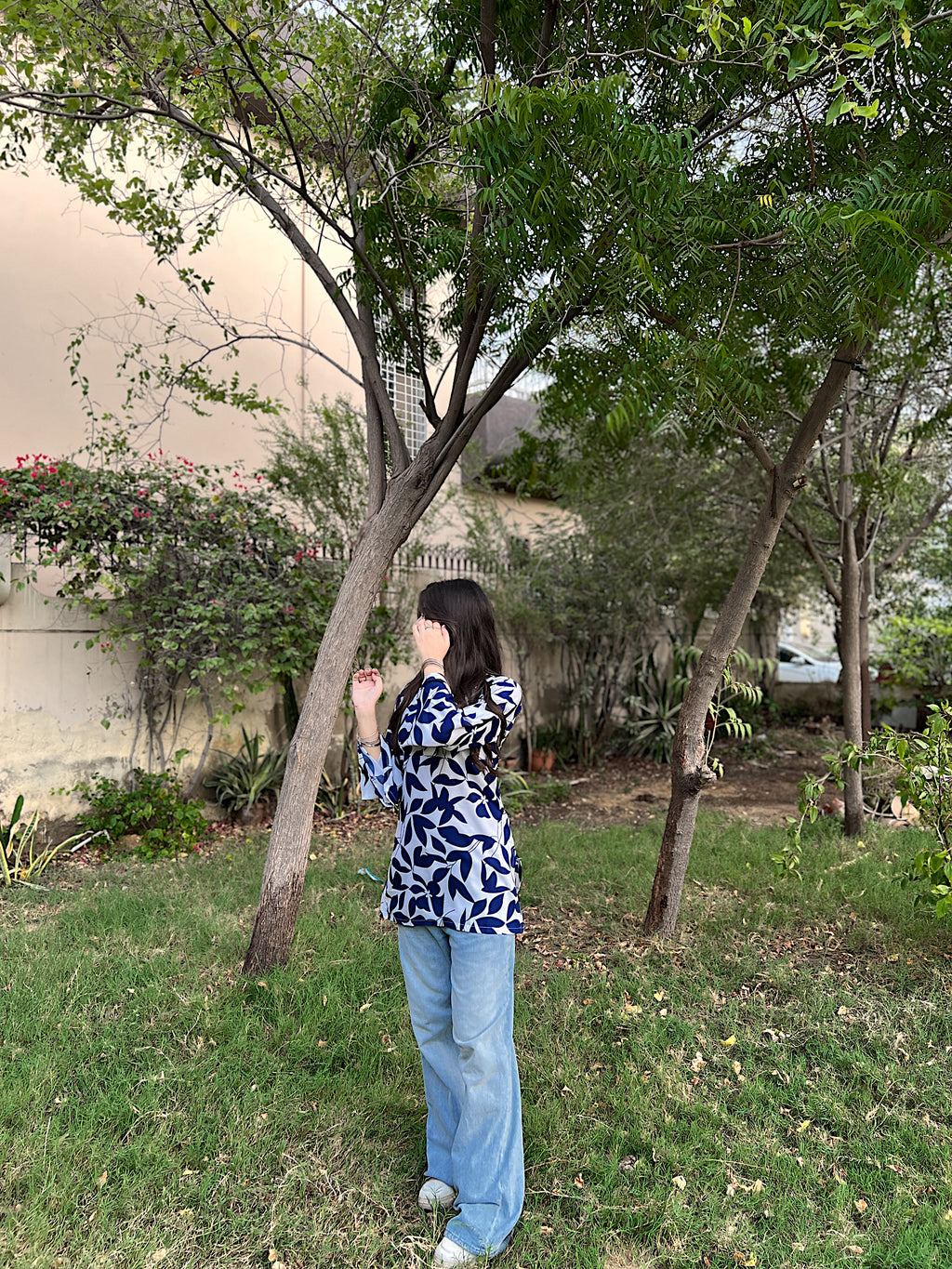 Blue Leaf Print Short Kurti With Flared Sleeves