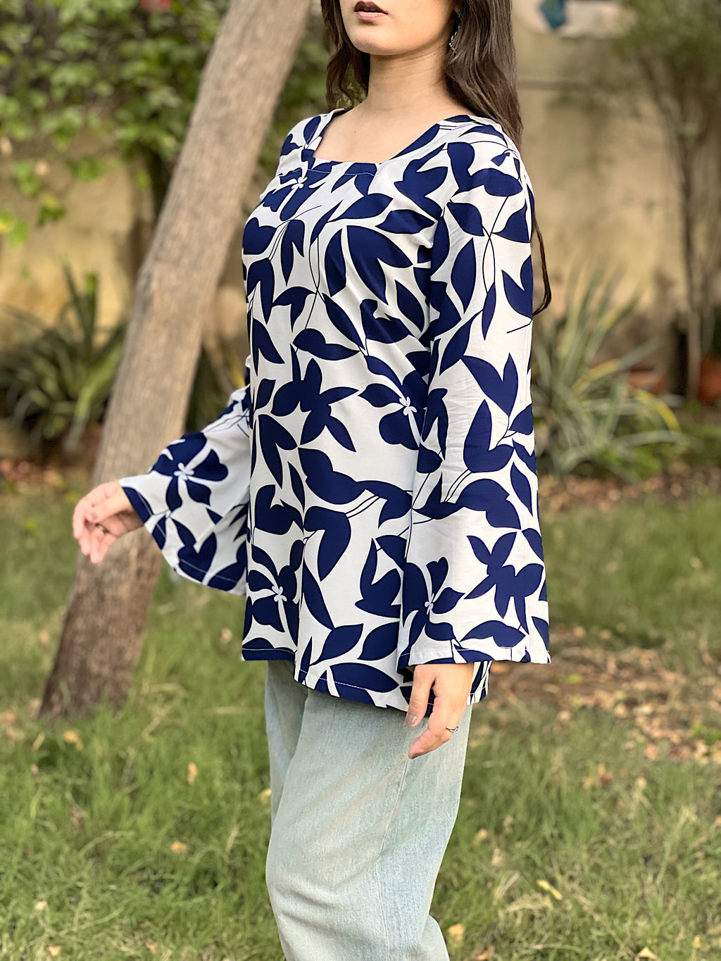 Blue Leaf Print Short Kurti With Flared Sleeves
