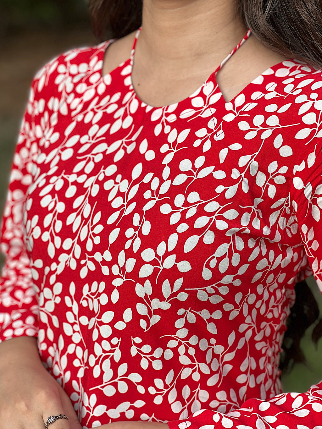 Red White Leaf Print Short Kurti With Flared Sleeves