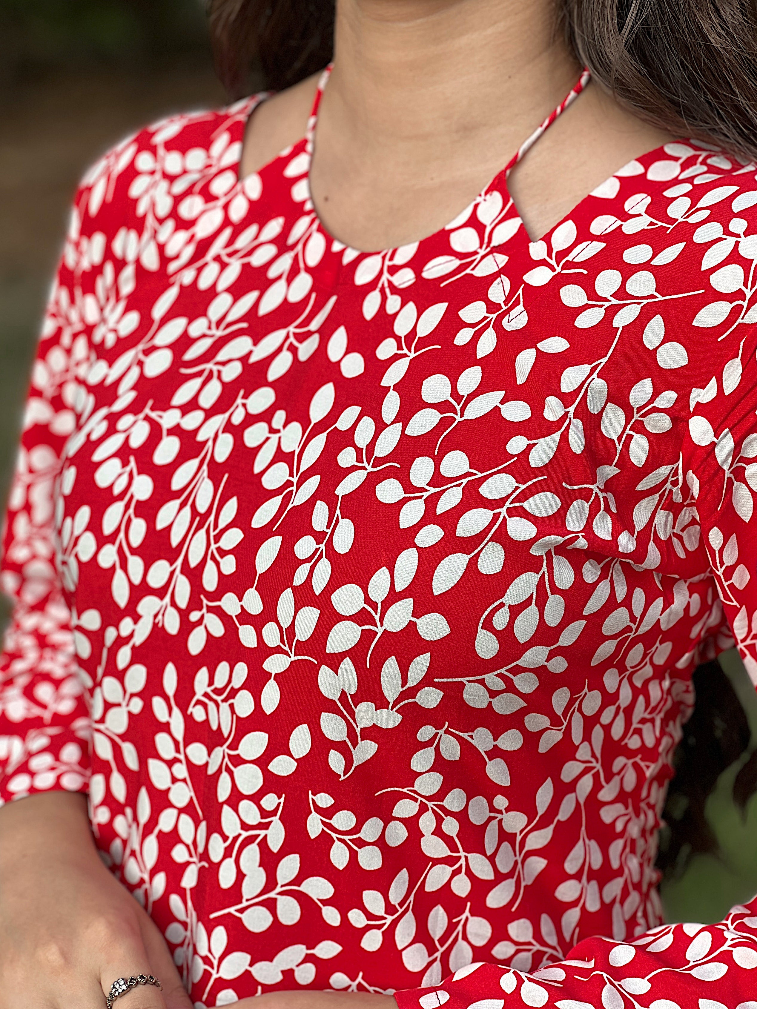 Red White Leaf Print Short Kurti With Flared Sleeves