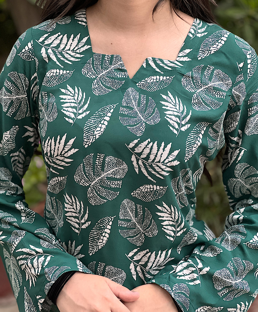 Emerald Green Leaf Short Kurti With Flared Sleeves