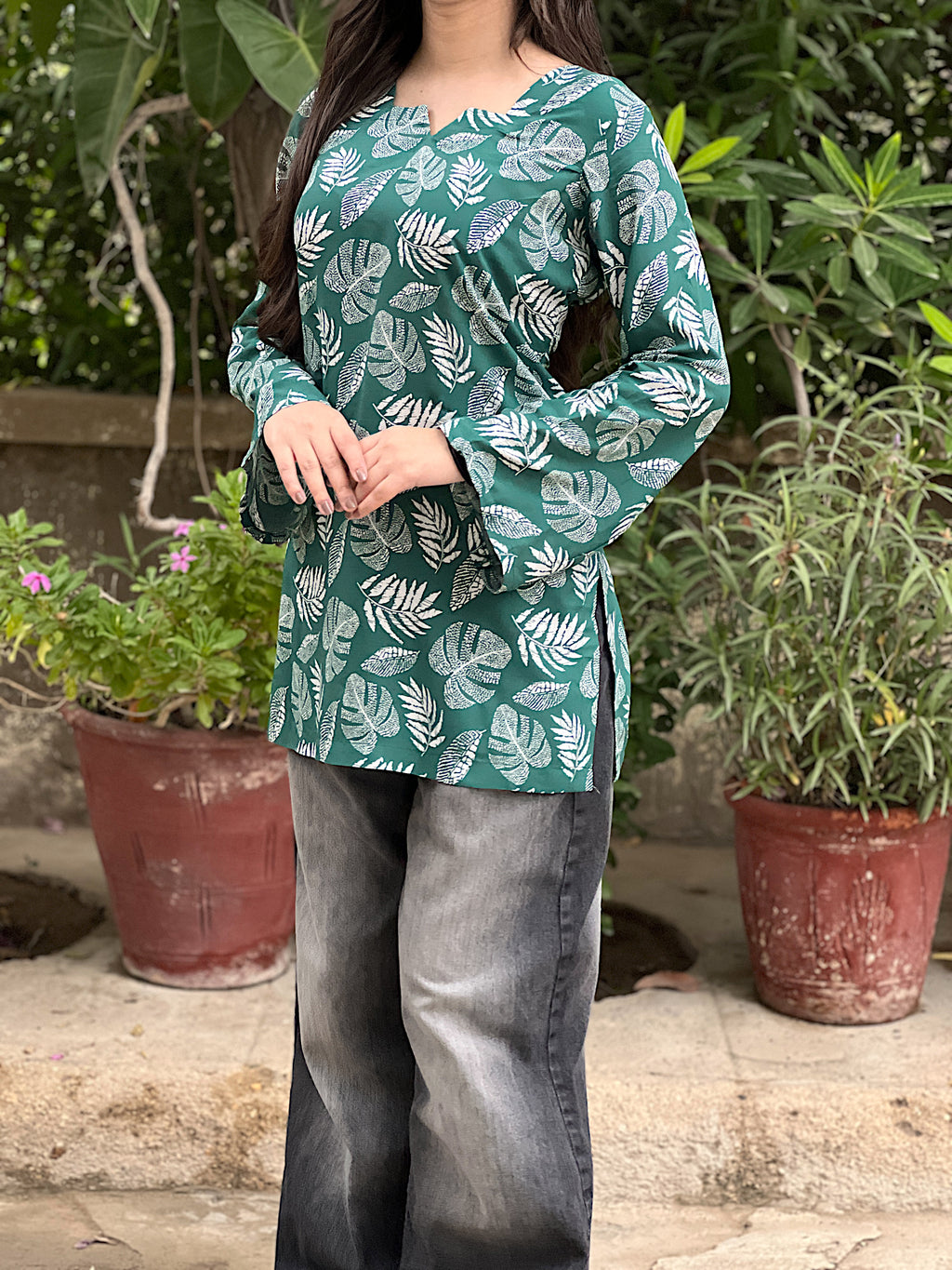 Emerald Green Leaf Short Kurti With Flared Sleeves
